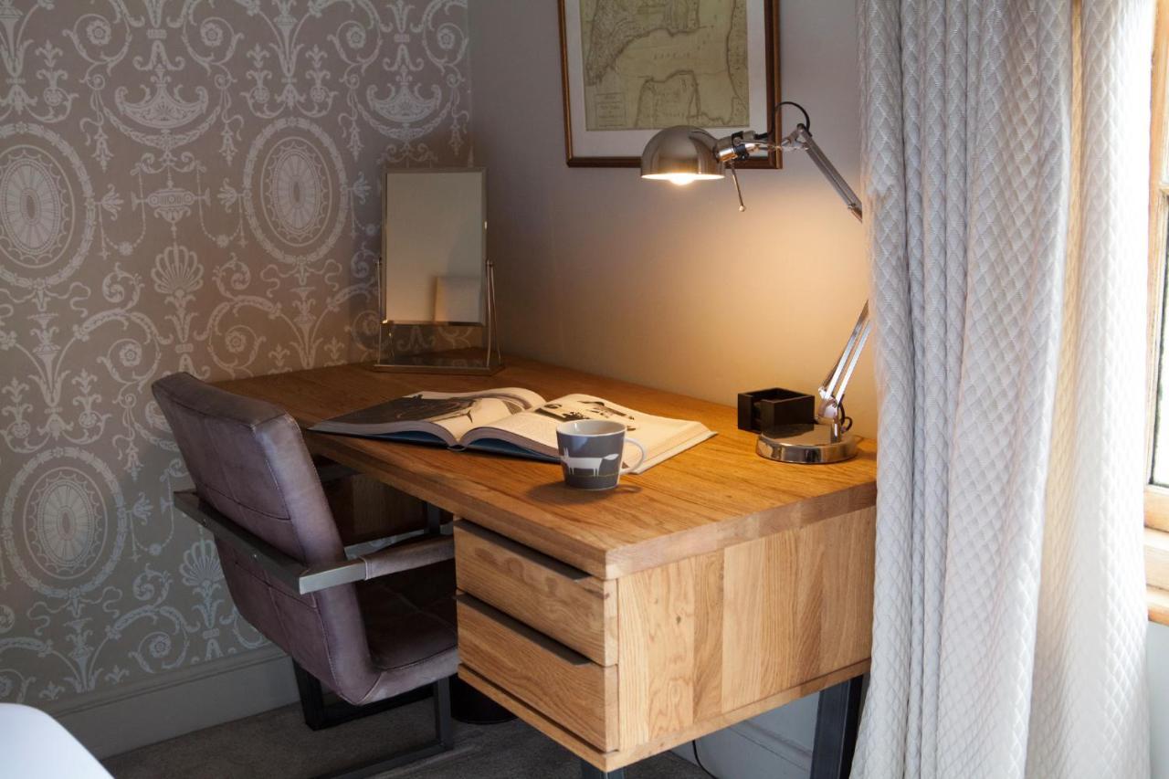 Townhouse - Free Parking Holiday home *
