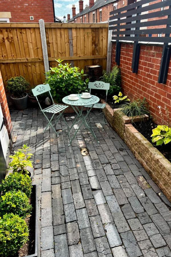 Townhouse - Free Parking * Shrewsbury